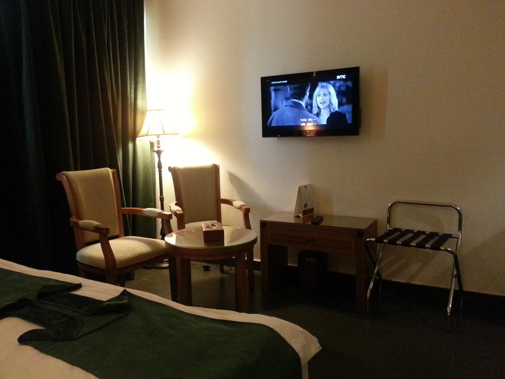 La Rosa Hotel By Brother International Masqat Buitenkant foto